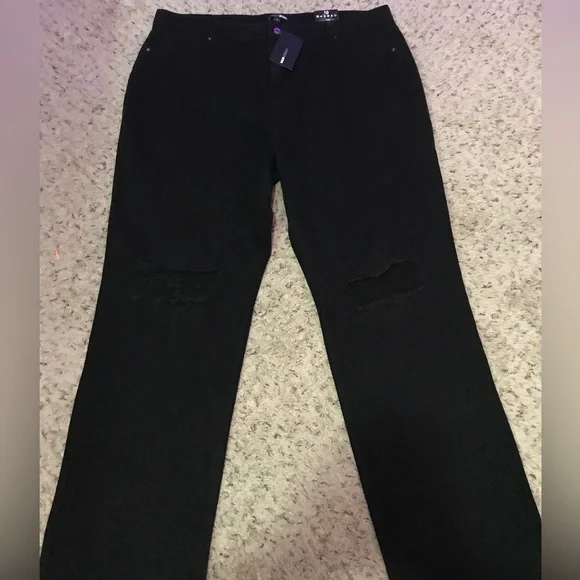 Fashion nova, caught in a fantasy distressed boyfriend jeans,black - Picture 1 of 2